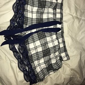 Aerie plaid shorts